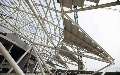 Внимание! Работы по покраске металлоконструкций купола стадиона «Самара Арена» продлены до 10 ноября